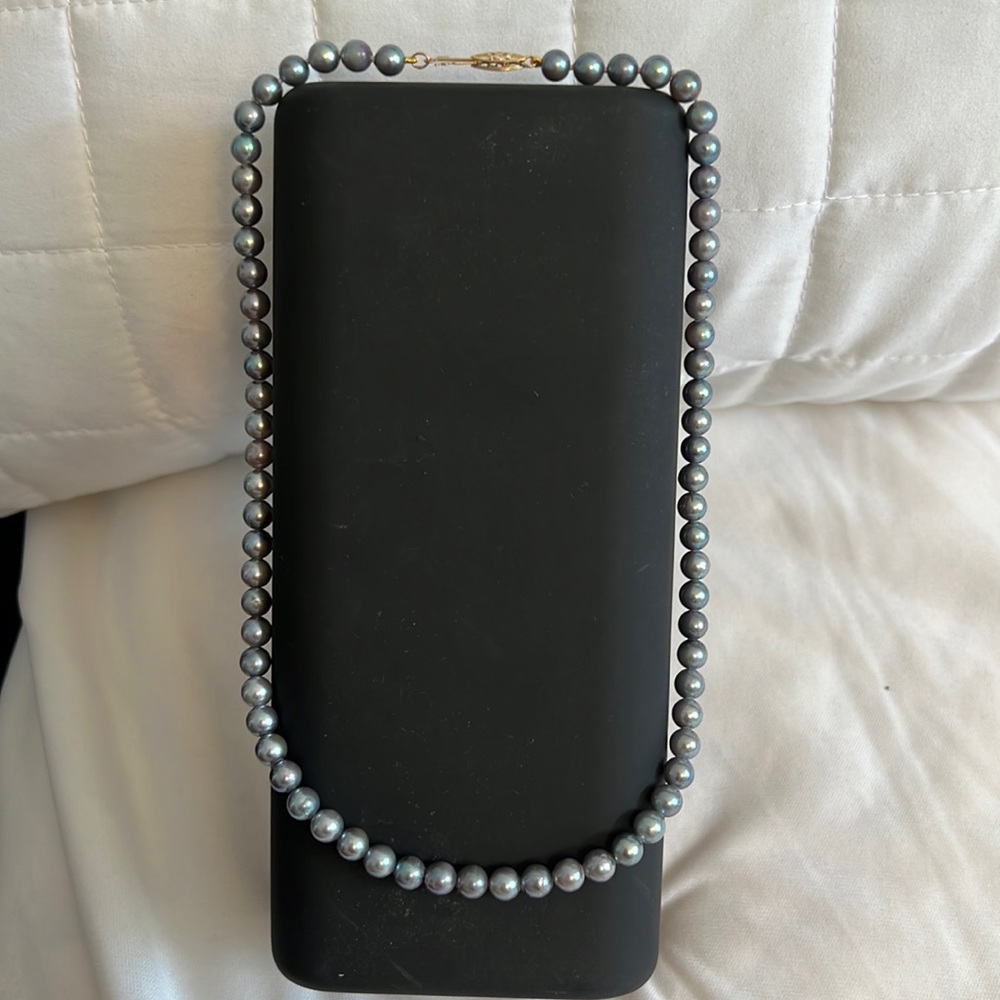 Pearl necklace
